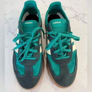 Men’s Adidas Emerald, green & cream Sneakers size 9